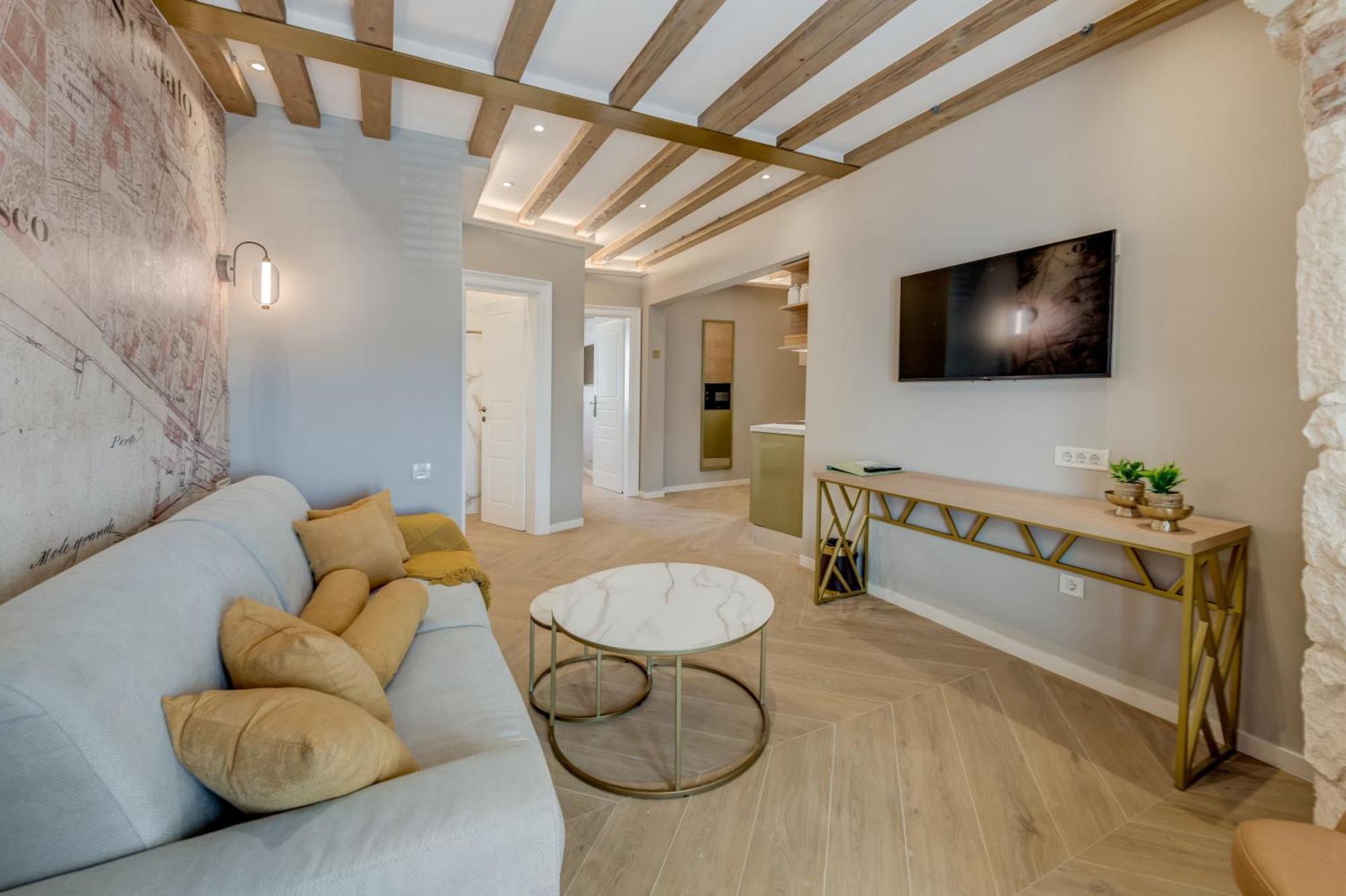 Grand Palace Luxury Retreat - Tale Of The Sea Split Exterior foto